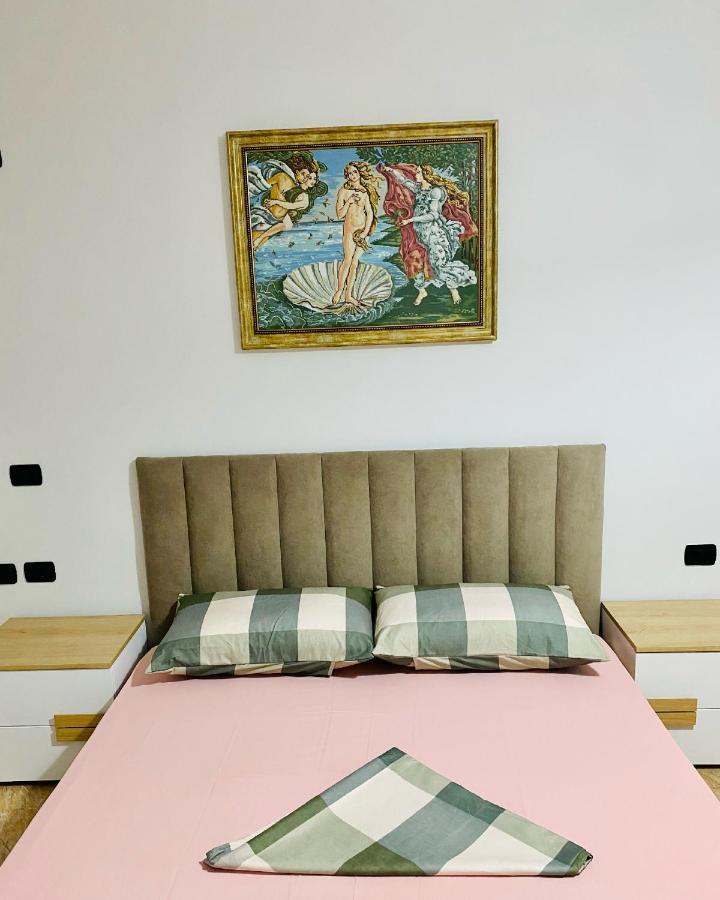 Holiday Apartment Vlore Bagian luar foto