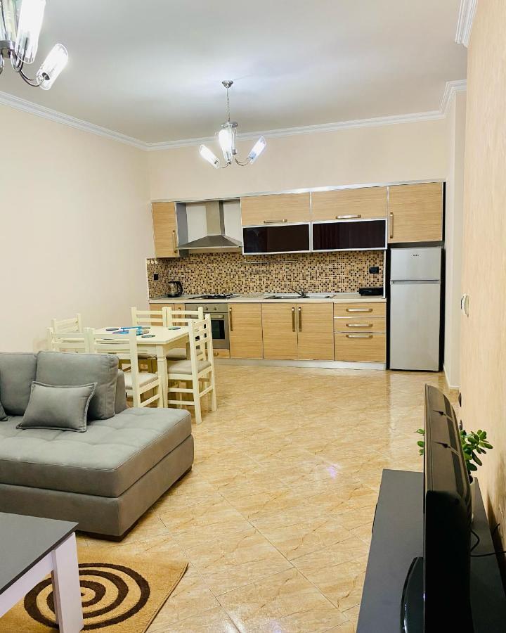 Holiday Apartment Vlore Bagian luar foto